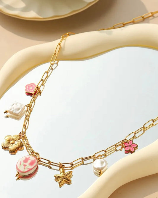 La Vie en Rose Necklace