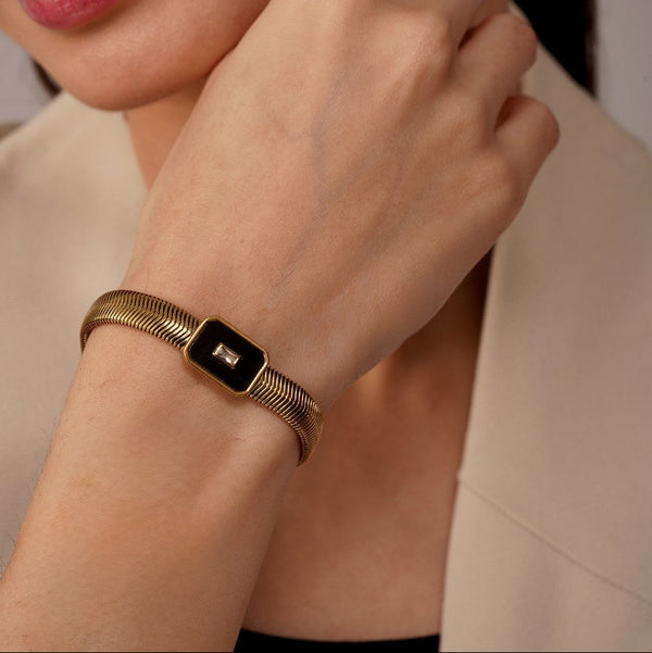 The Cobra Bracelet