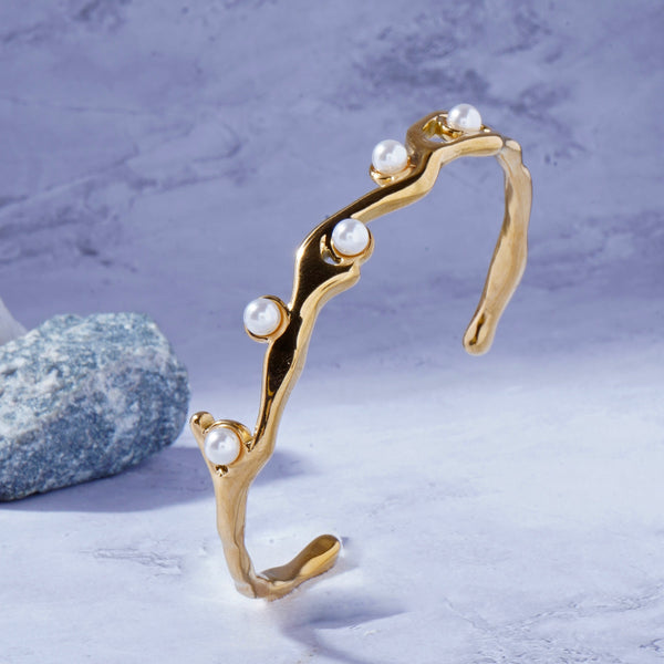 The Lunaria Cuff