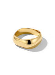 The Solé Bangle