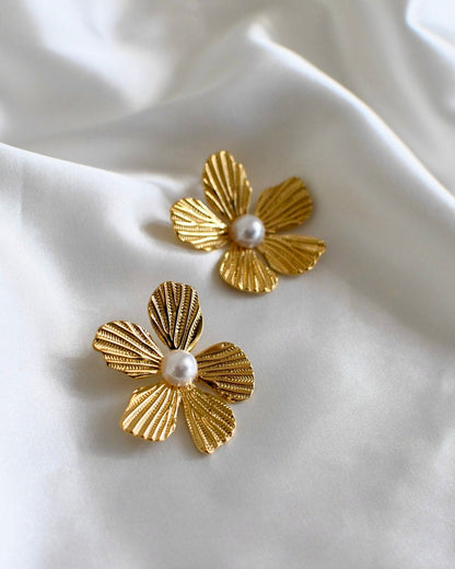 The Floirelle Studs