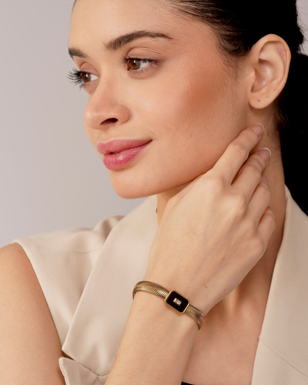 The Cobra Bracelet