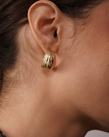 Gigi Hoops