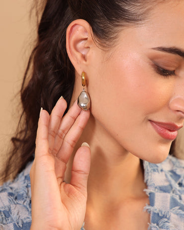 Forma Drop Earrings