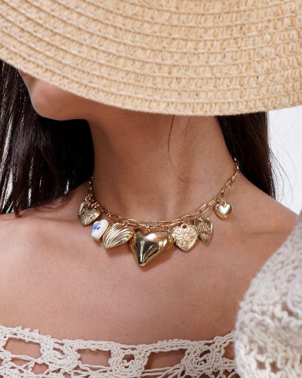 The Amour Necklace