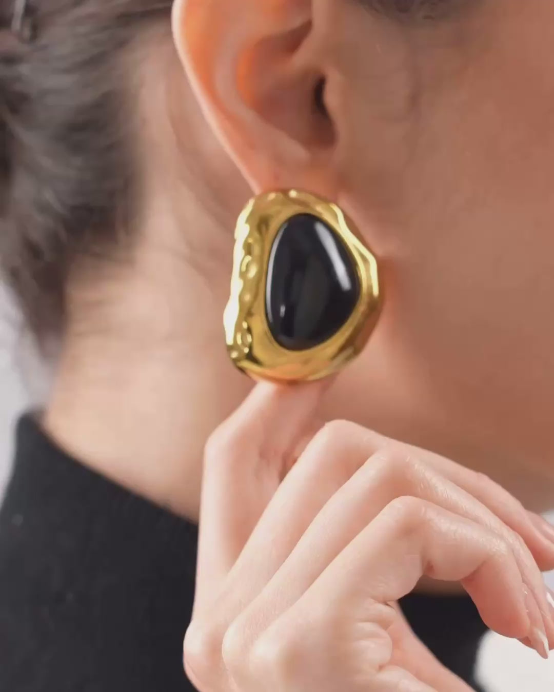Parée Earrings